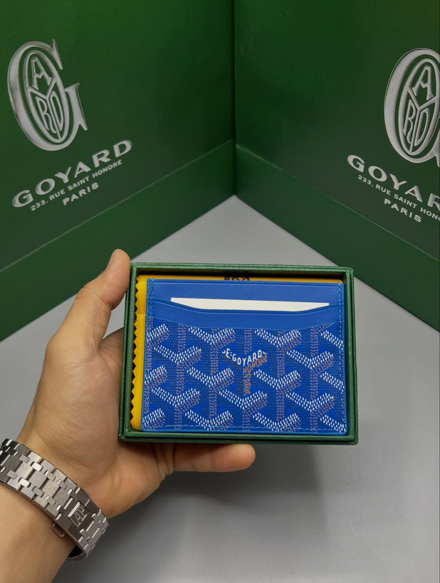 کالکشن کیف و جاکارتی آبی گویارد / Goyard Blue Accessories