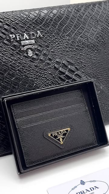 محصولات پرادا / اکسسوری لوکس پرادا / Prada accessories