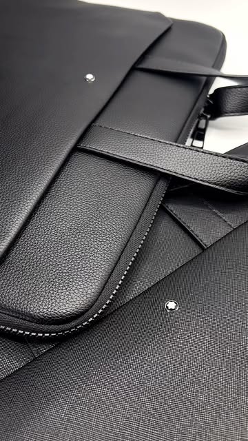 کیف لپ‌تاپ چرم مدل سافیانو و فلوتر Montblanc